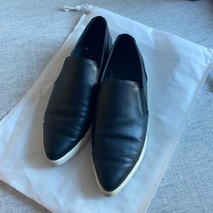 VINCE BLACK LEATHER PLATFORM SNEAKERS